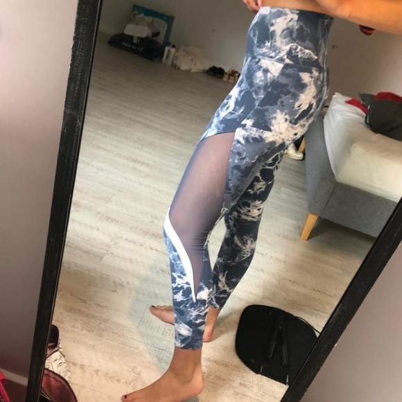 VS Pink Ultimate High Waist tie  dye Legging Size XS - Picture 10 of 10